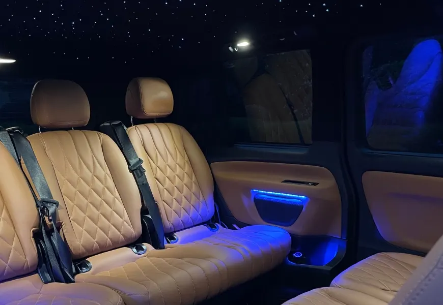 Mercedes V-Class photo 2